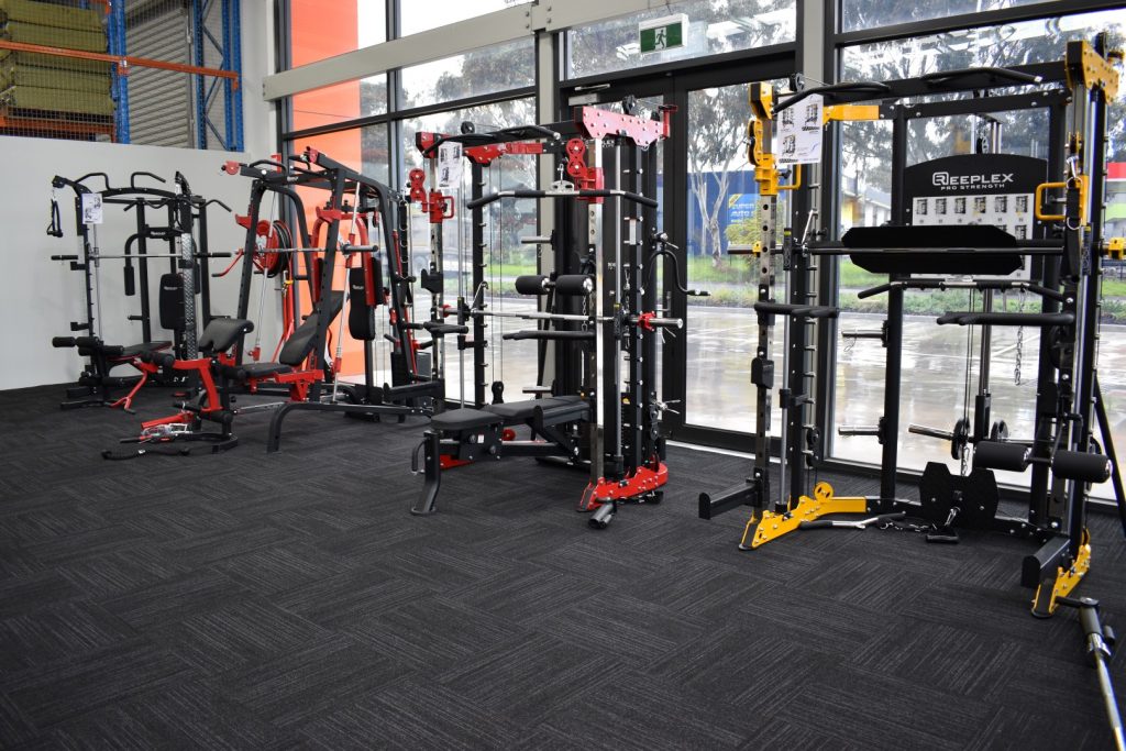 How Versatile is a Smith Machine for Home Gyms