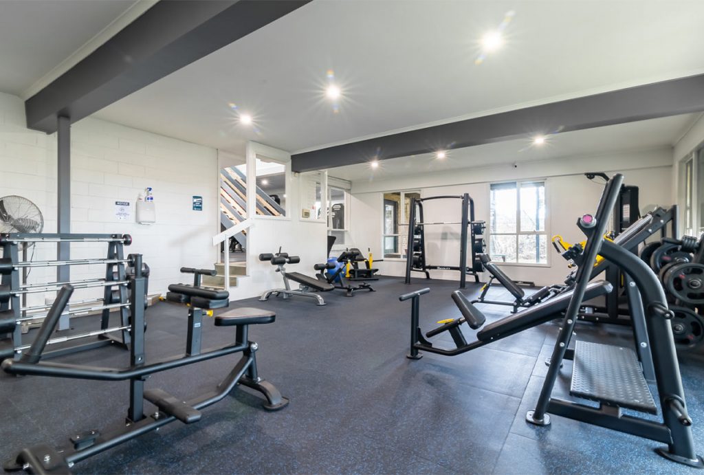 commercial bench press - commercial gym fitout