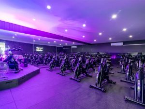 commercial spin bike class room - dynamo fitness equipment