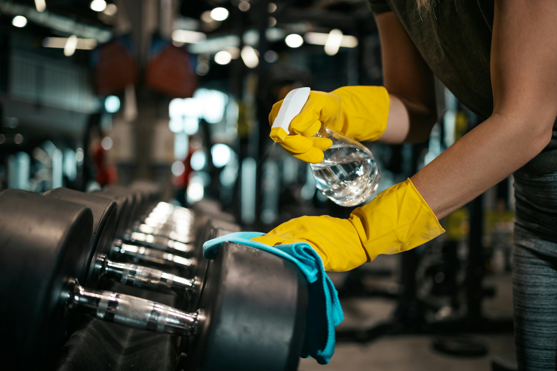 Commercial gym cleaning checklist